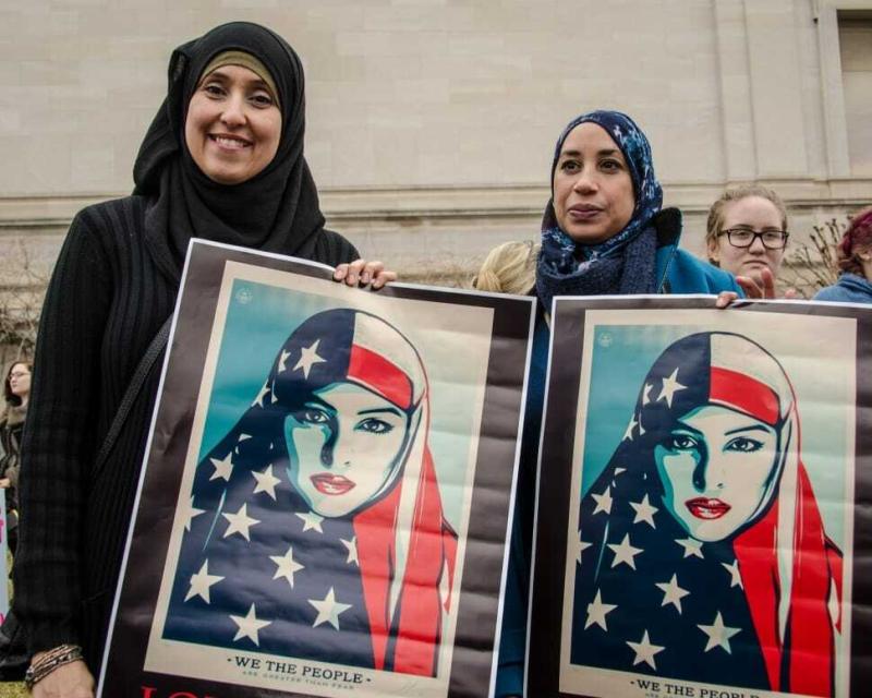 two woman protesting