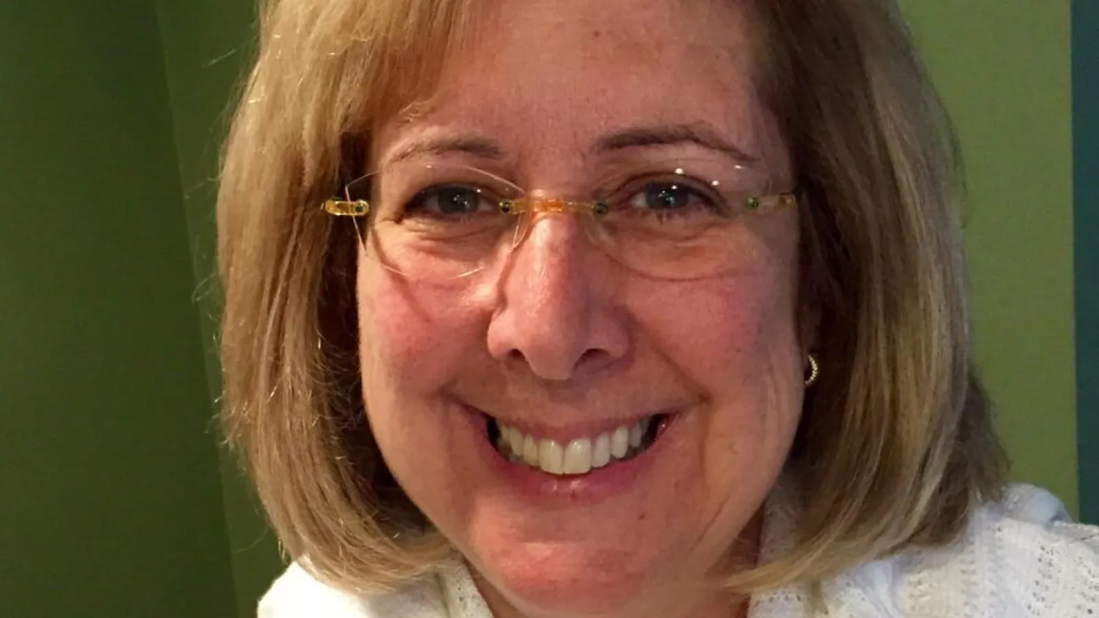 Dr. Lynne Tirrell
