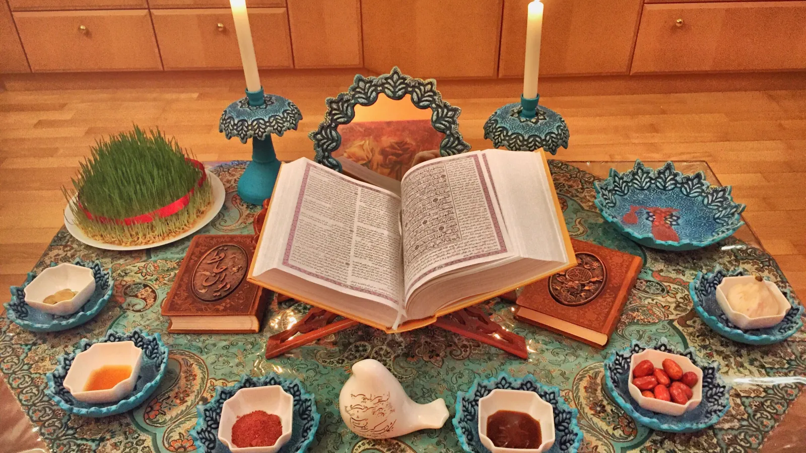 Nowruz Table
